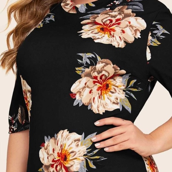 New floral dress - Picture 2 of 5